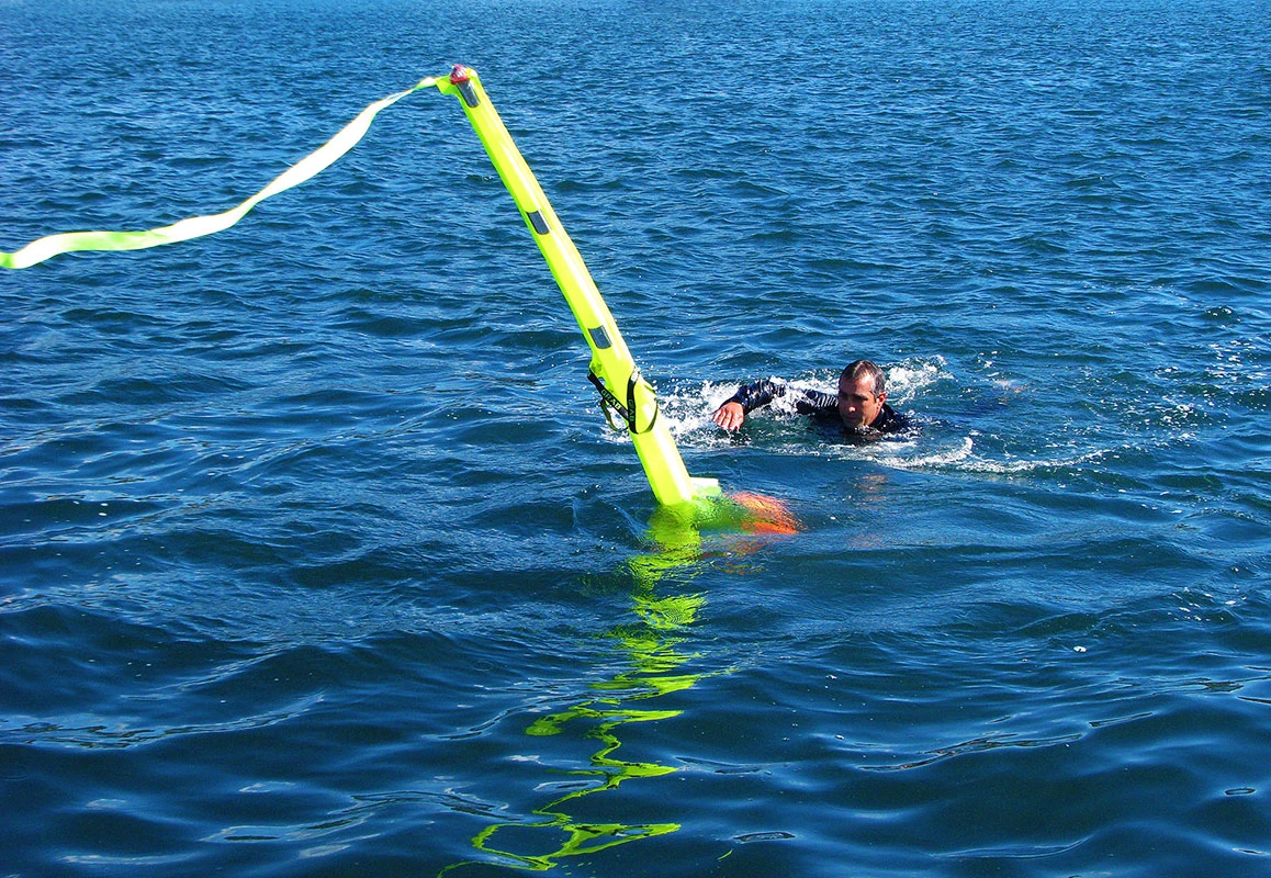 SOS Marine Dan Buoy product photograph